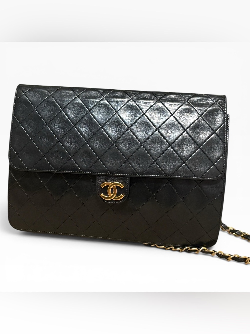 CHANEL Vintage 1980s Classic Flap Black Lambskin Shoulder Bag